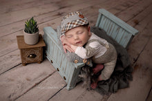 Load image into Gallery viewer, Studded Newborn Bed - &quot;The Dylan&quot;