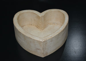 Heart Posing Bowl